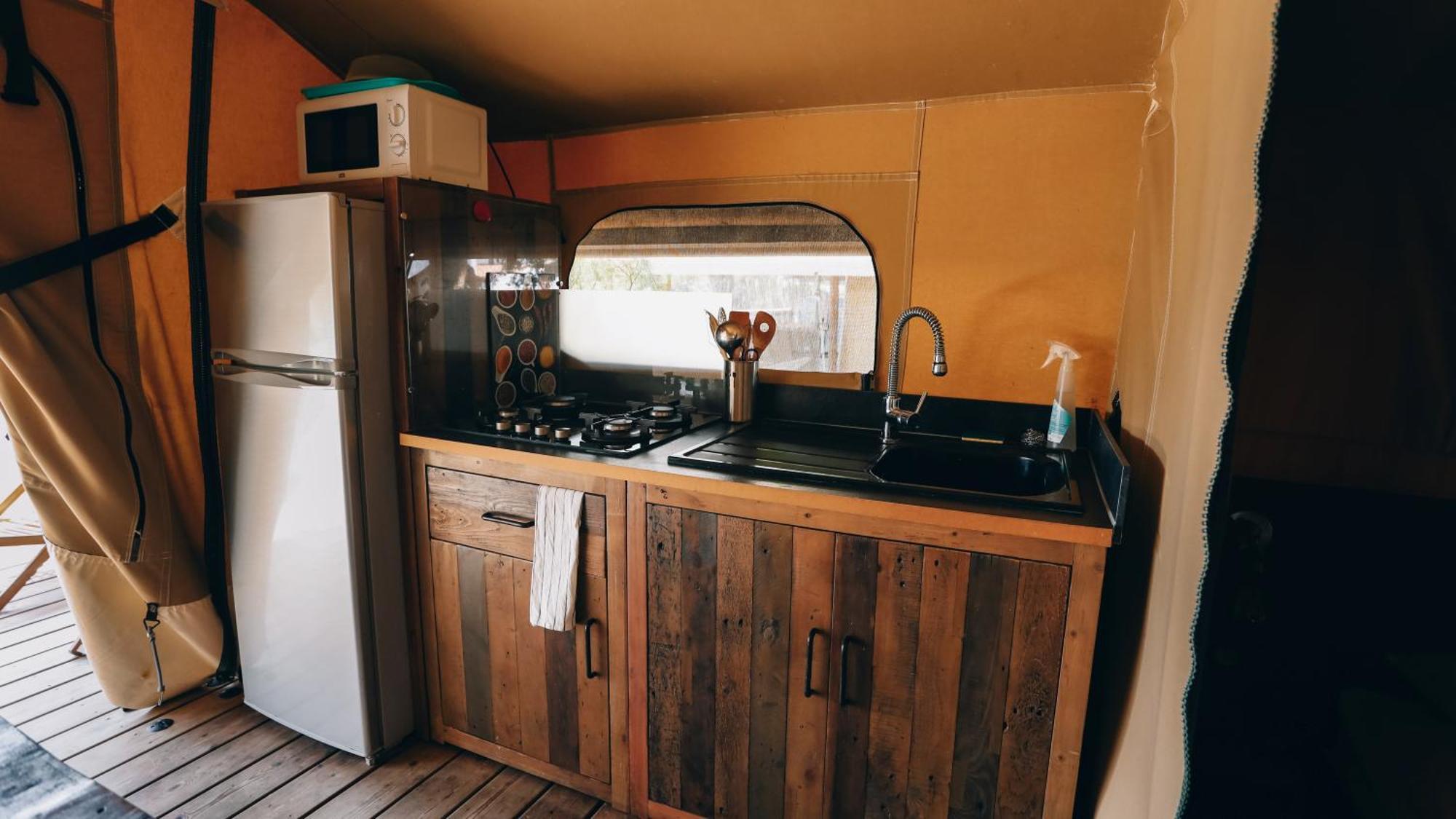Camping La Prée Les Portes-en-Re Habitación foto